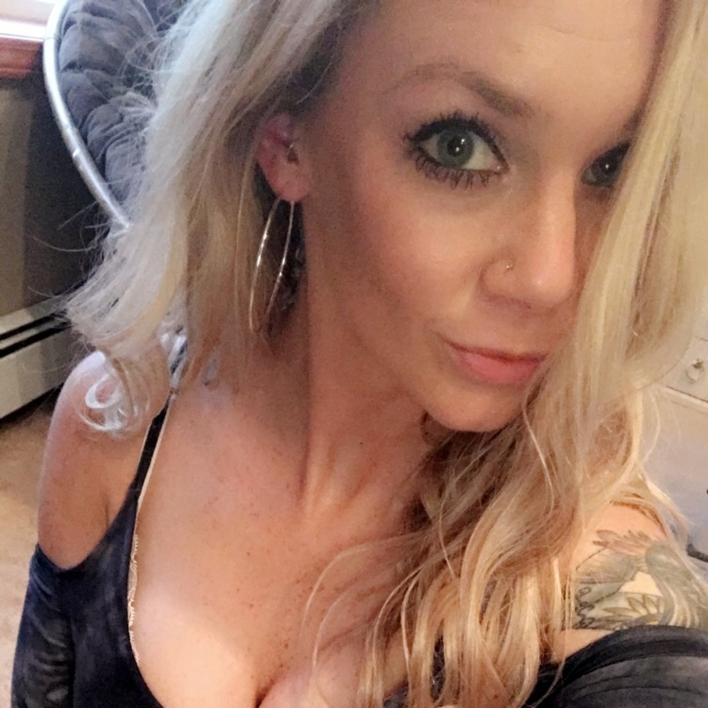 Meet your Posher, Brooke